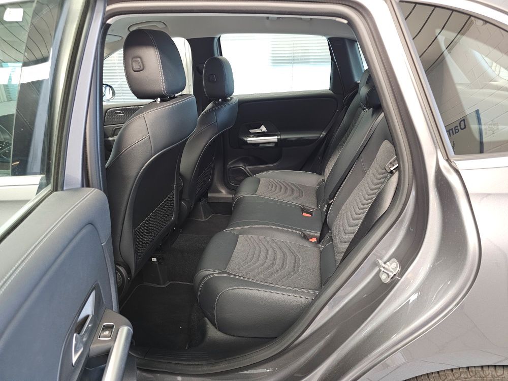 Mercedes-Benz B 180 2024