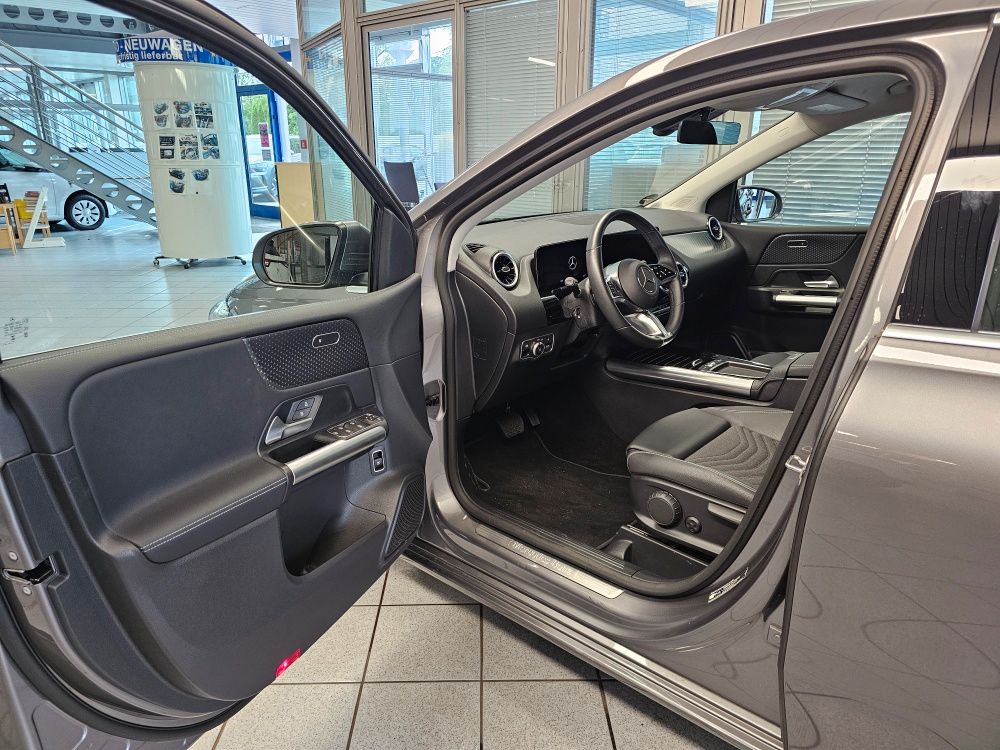 Mercedes-Benz B 180 2024