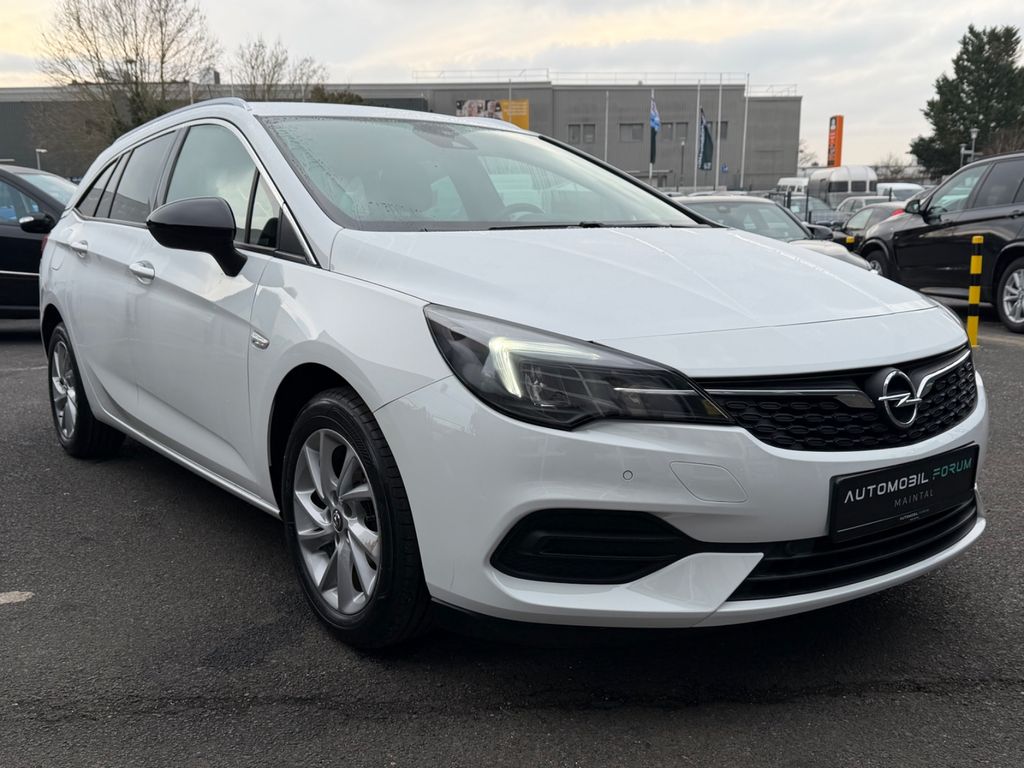 Opel Astra 2022