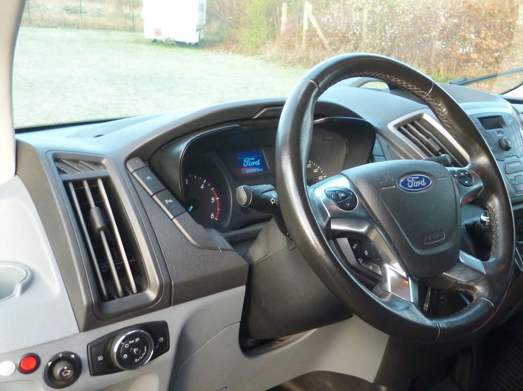 Ford Transit 2019