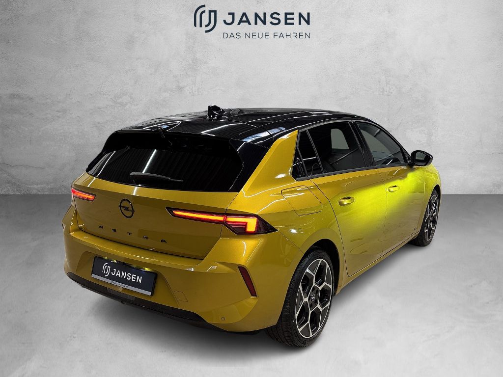 Opel Astra 2022