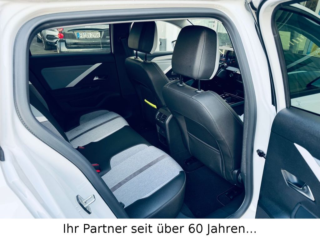 Opel Astra 2024