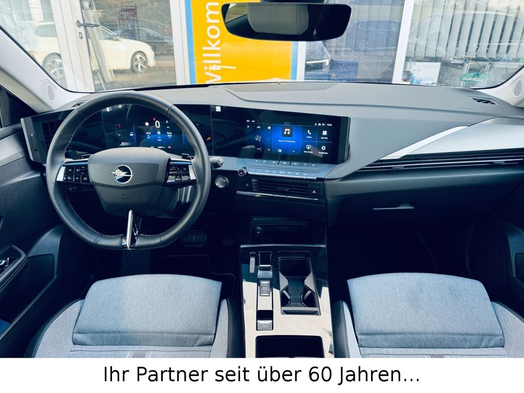 Opel Astra 2024