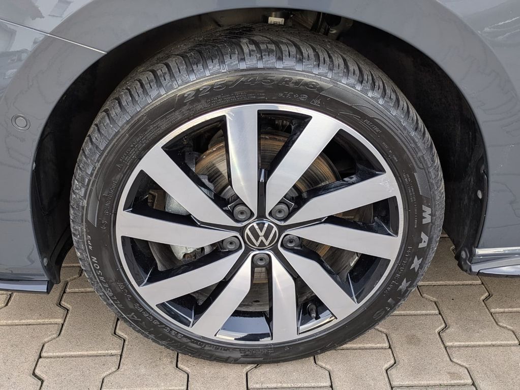 Volkswagen Touran 2025