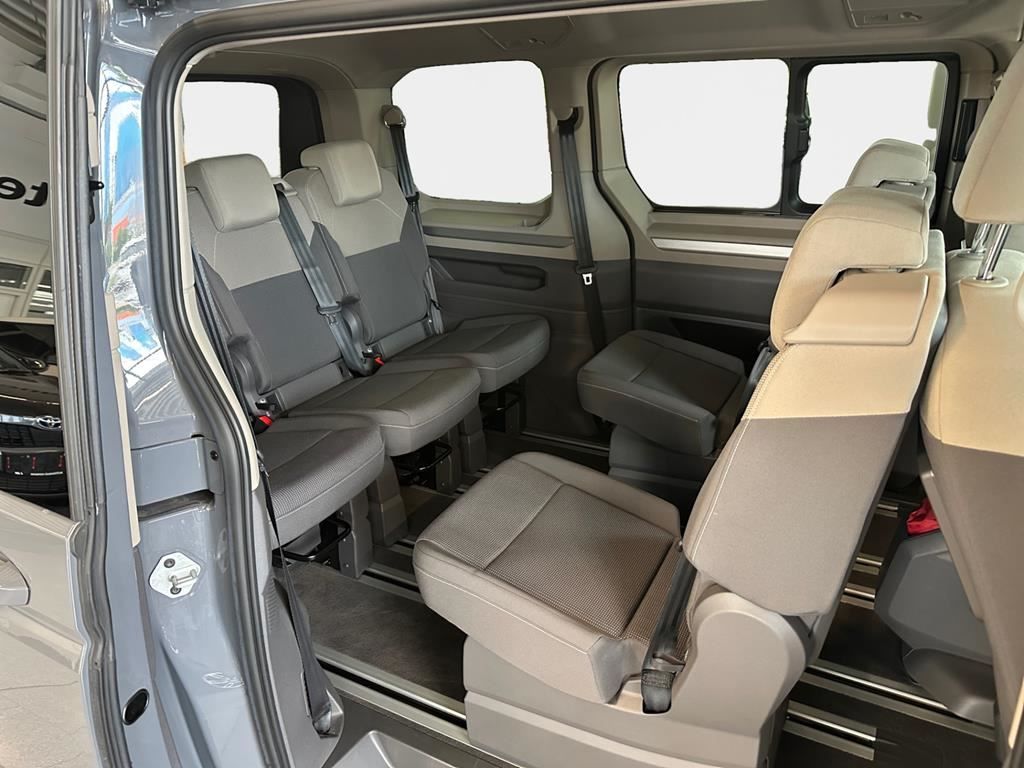 Volkswagen T7 Multivan 2023