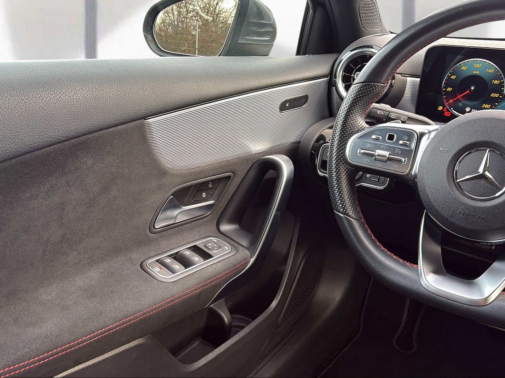 Mercedes-Benz A 200 2021