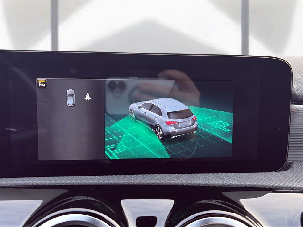 Mercedes-Benz A 200 2021