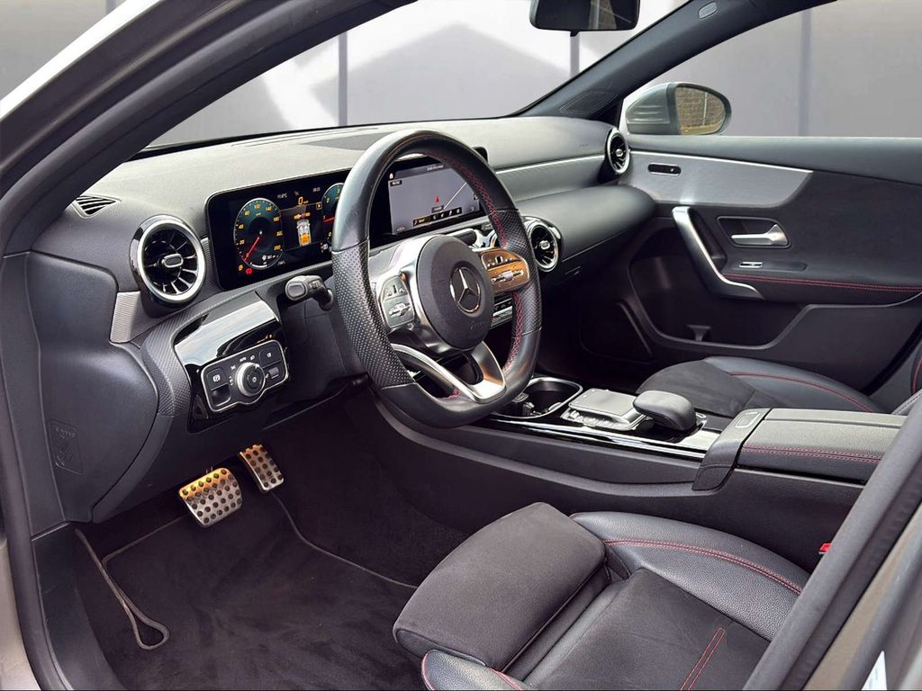 Mercedes-Benz A 200 2021