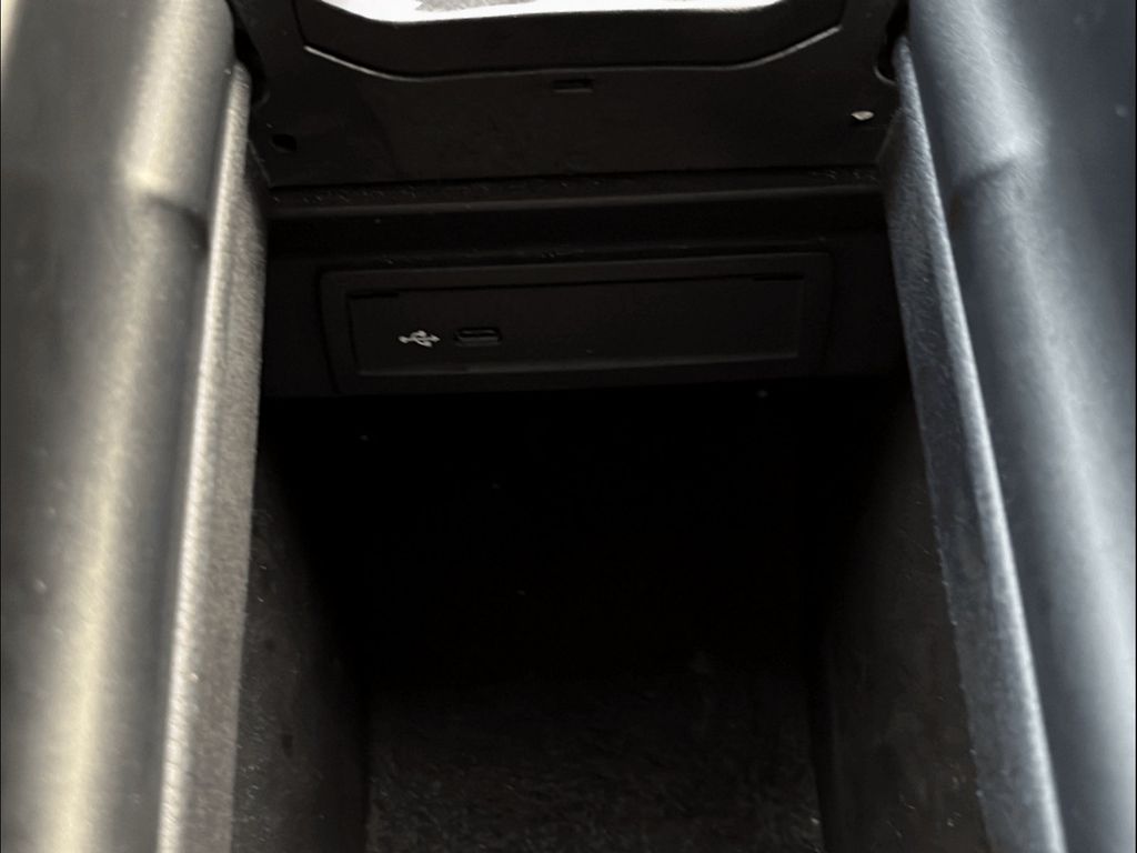 Mercedes-Benz A 200 2021