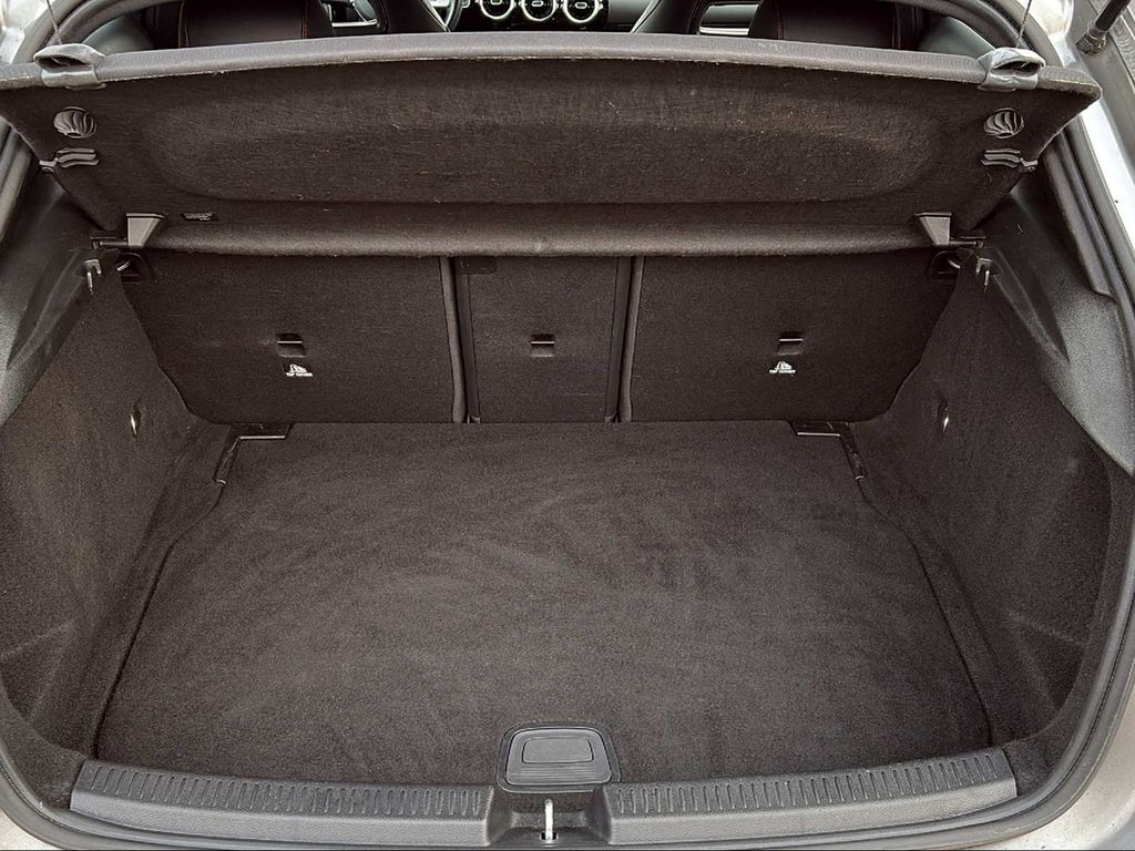 Mercedes-Benz A 200 2021