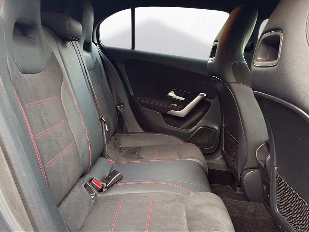 Mercedes-Benz A 200 2021