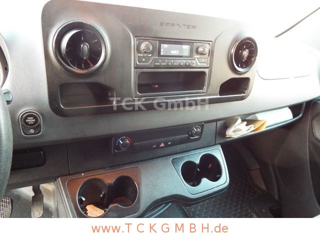 Mercedes-Benz Sprinter 2021