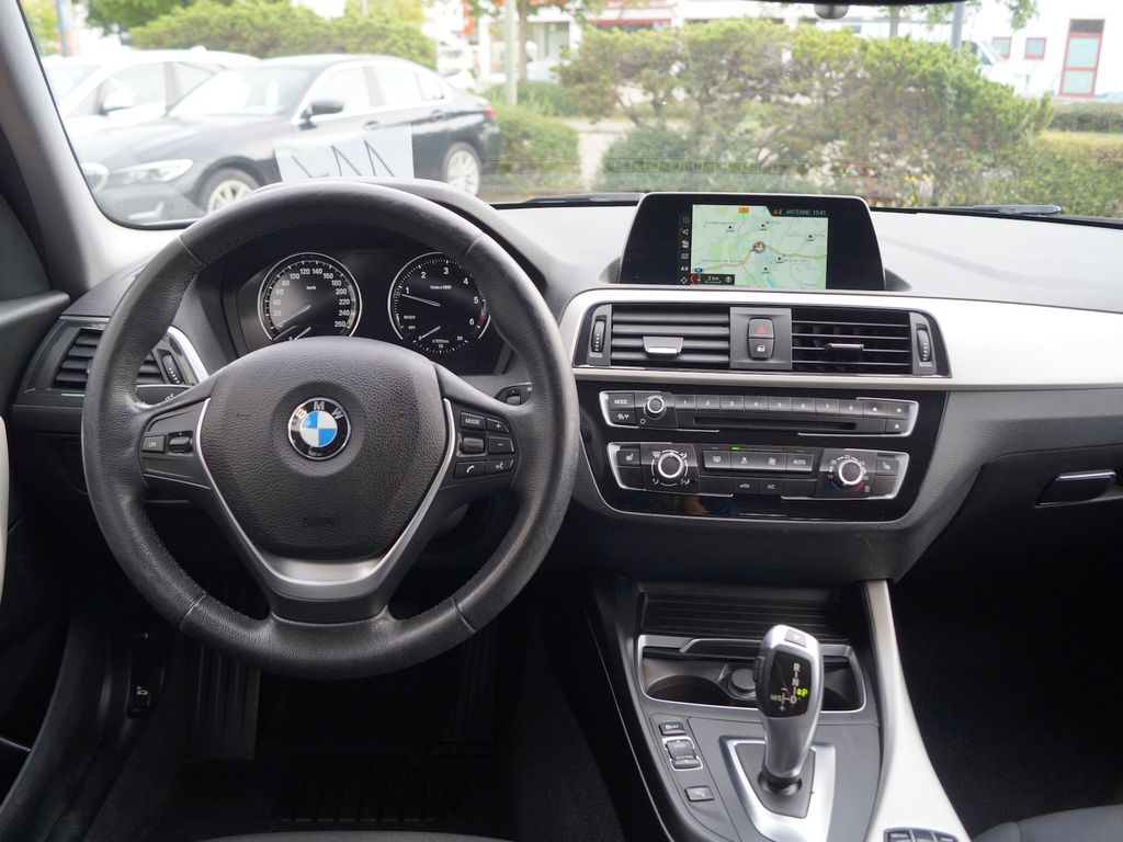 BMW 118 2018