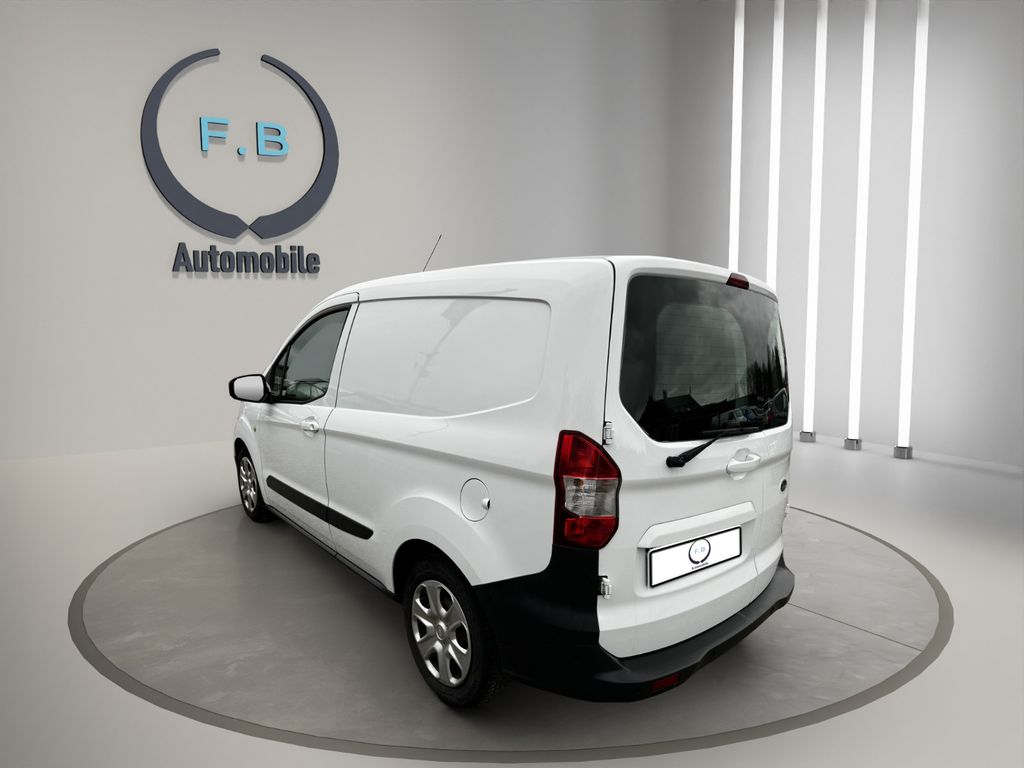 Ford Transit Courier 2018