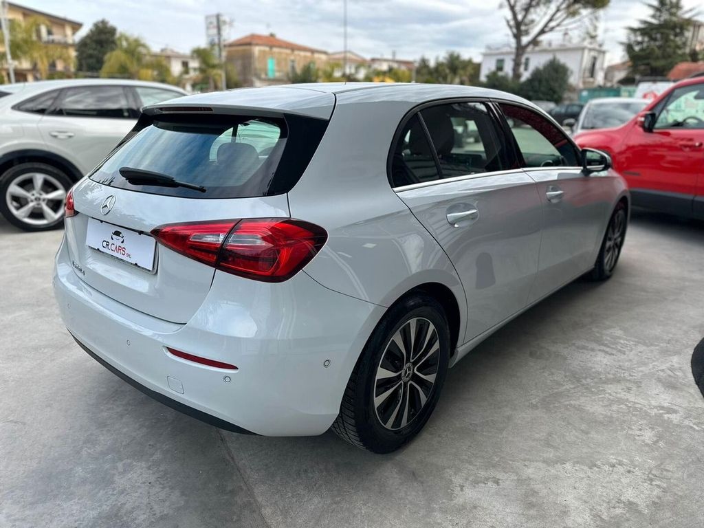 Mercedes-Benz A 200 2022