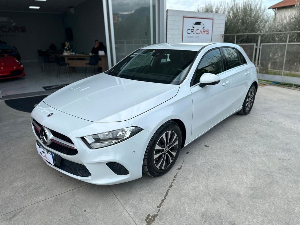 Mercedes-Benz A 200 2022