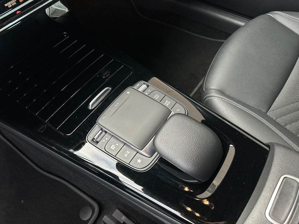 Mercedes-Benz A 200 2022