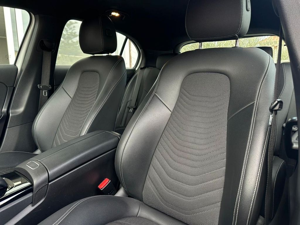 Mercedes-Benz A 200 2022