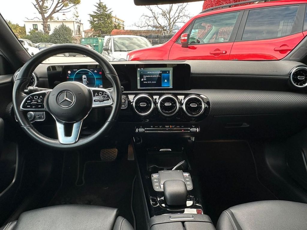 Mercedes-Benz A 200 2022