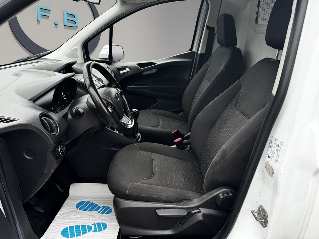 Ford Transit Courier 2018