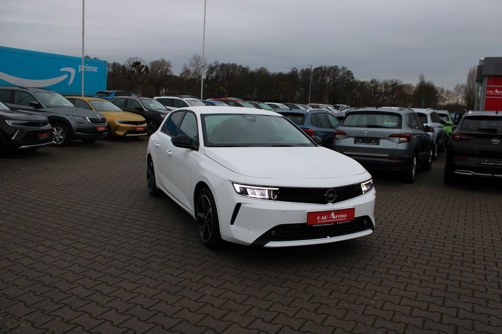 Opel Astra 2022