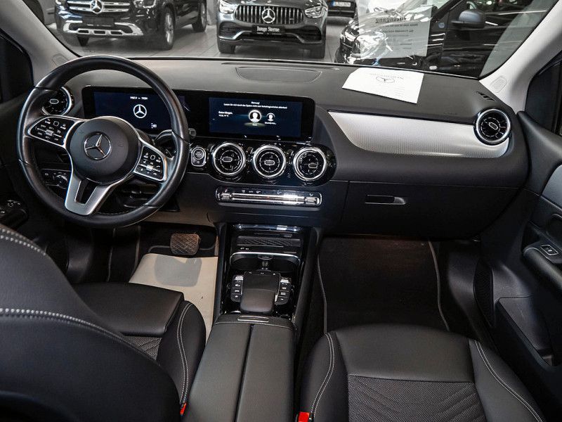 Mercedes-Benz B 200 2022