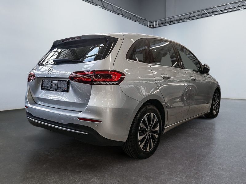 Mercedes-Benz B 200 2022