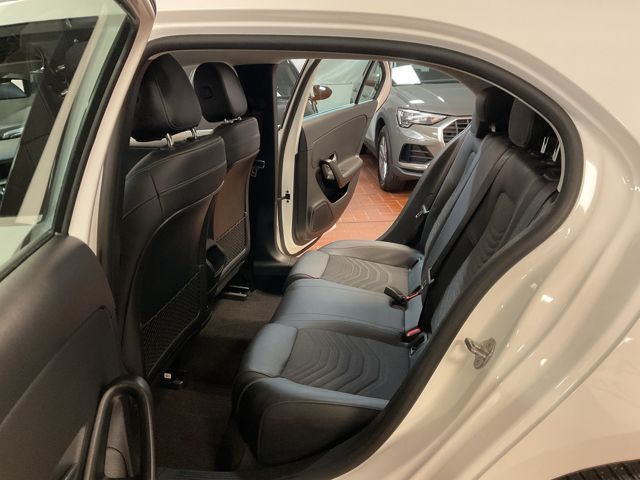 Mercedes-Benz A 180 2021