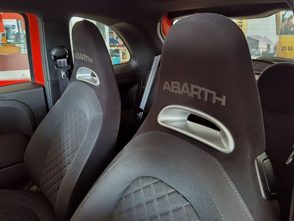 Abarth 595 2020