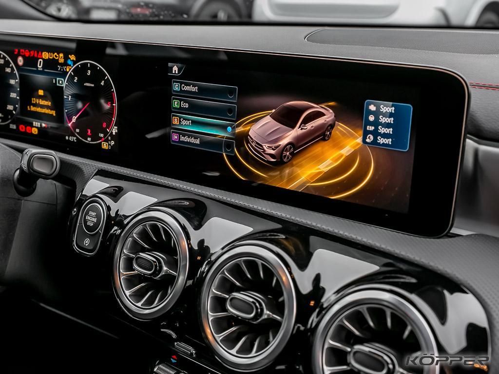 Mercedes-Benz CLA 200 2024