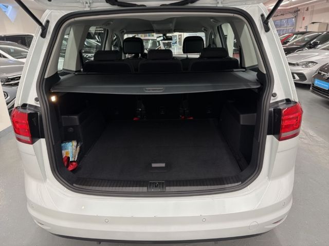 Volkswagen Touran 2021