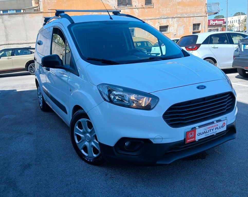 Ford Transit Courier 2021