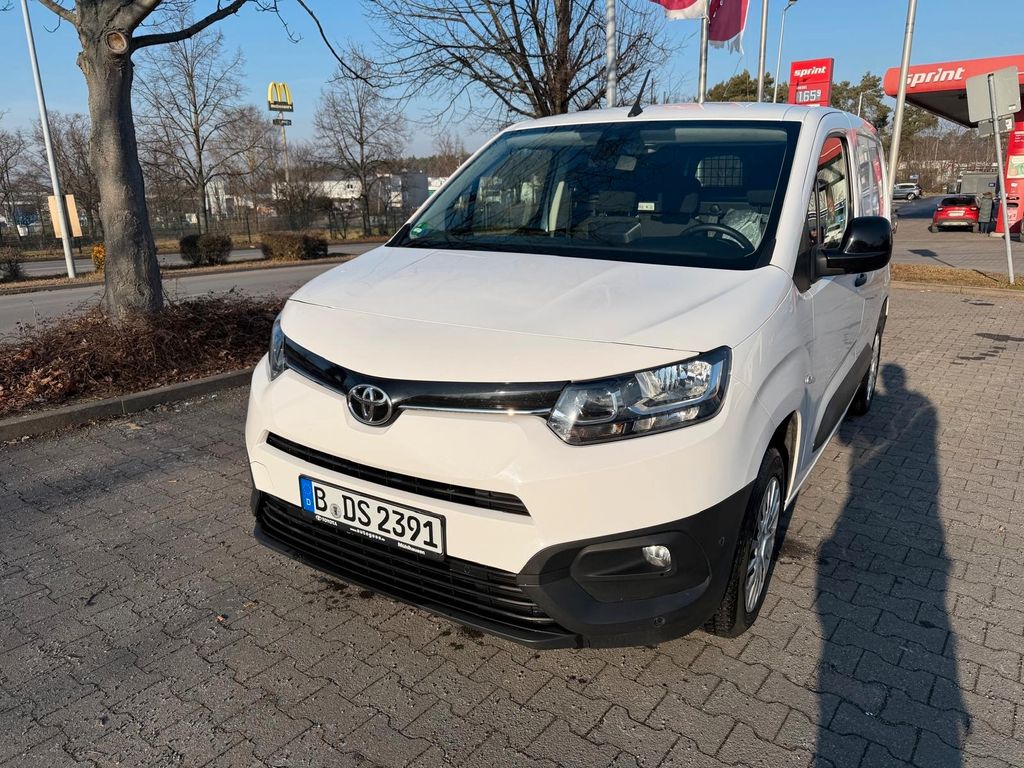 Toyota Proace City 2023