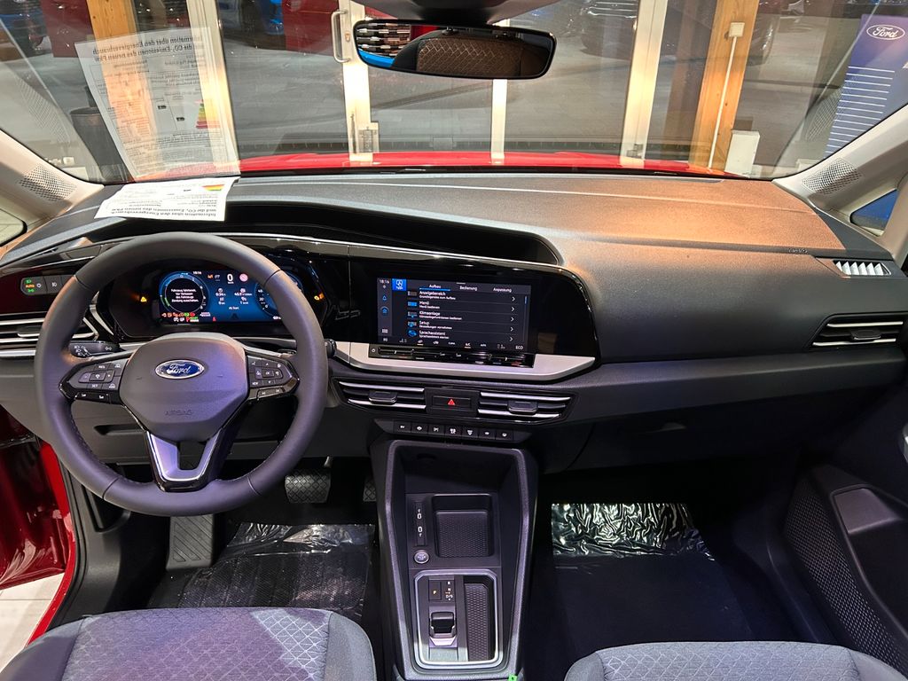 Ford Grand Tourneo 2025