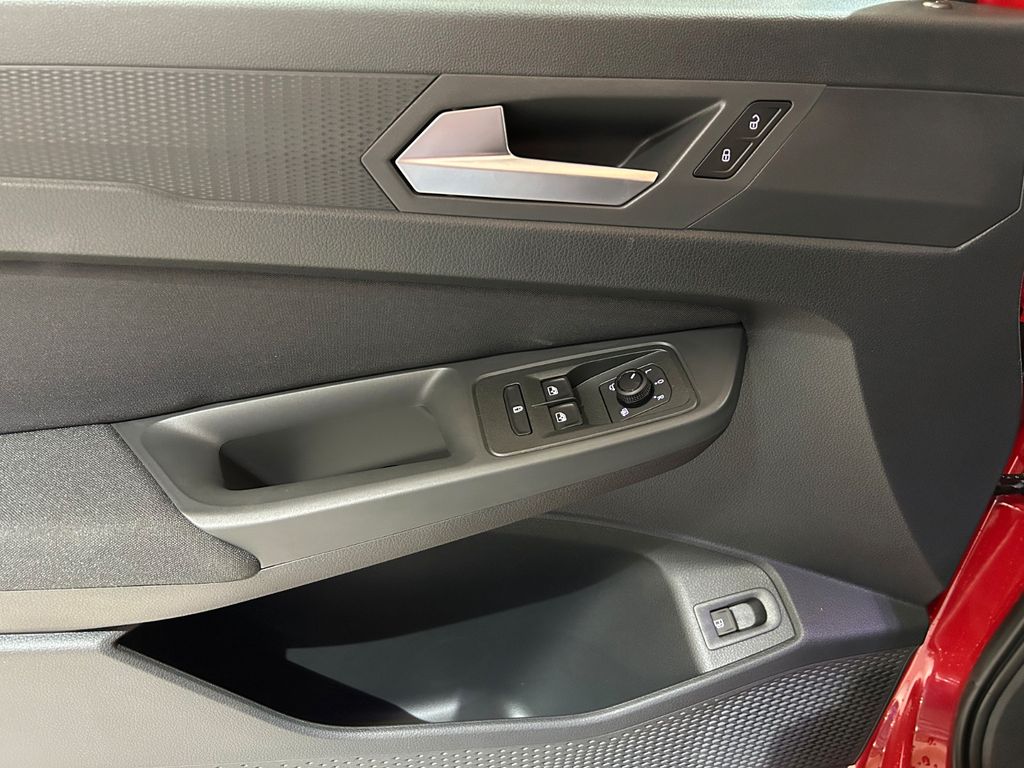 Ford Grand Tourneo 2025