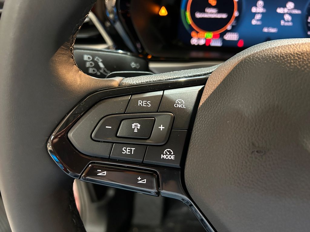 Ford Grand Tourneo 2025