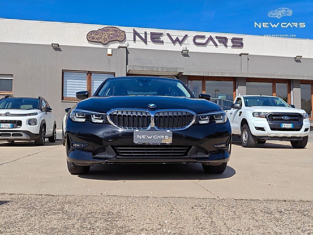 BMW 318 2019