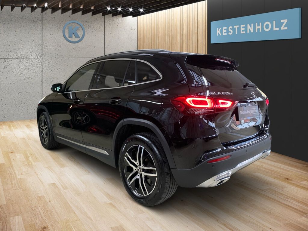Mercedes-Benz GLA 250 2021