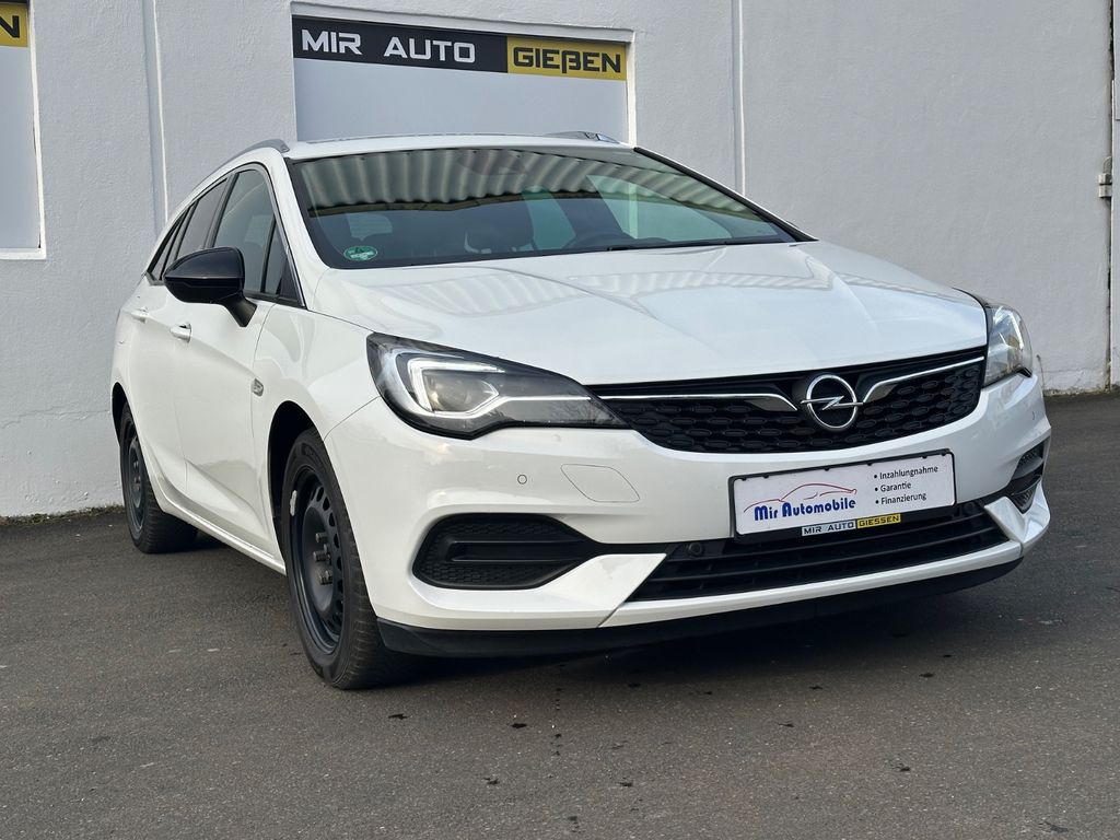 Opel Astra 2021