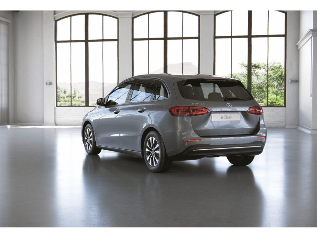 Mercedes-Benz B 200 2022
