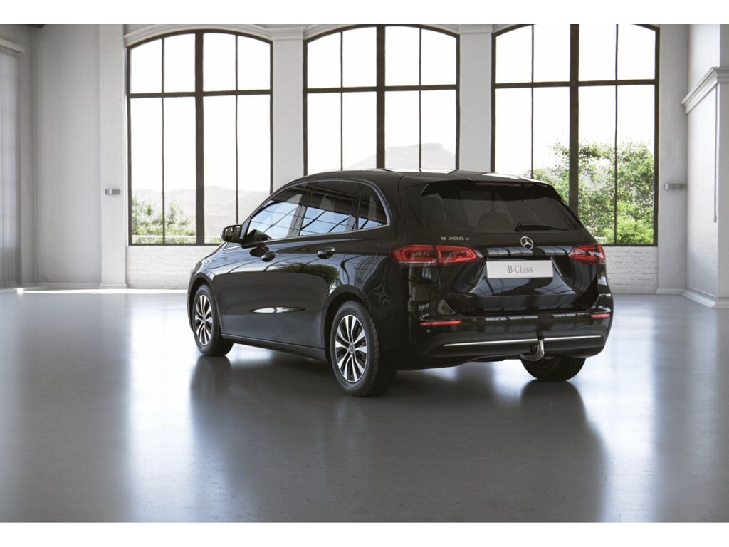 Mercedes-Benz B 200 2022