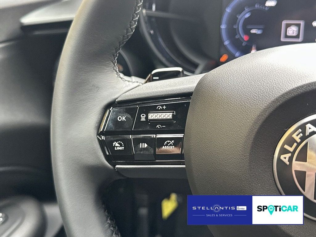 Alfa Romeo Junior 2025