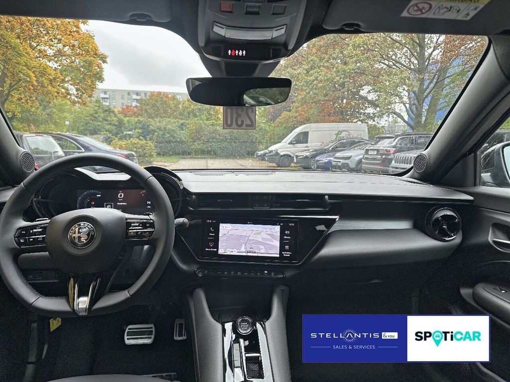 Alfa Romeo Junior 2025