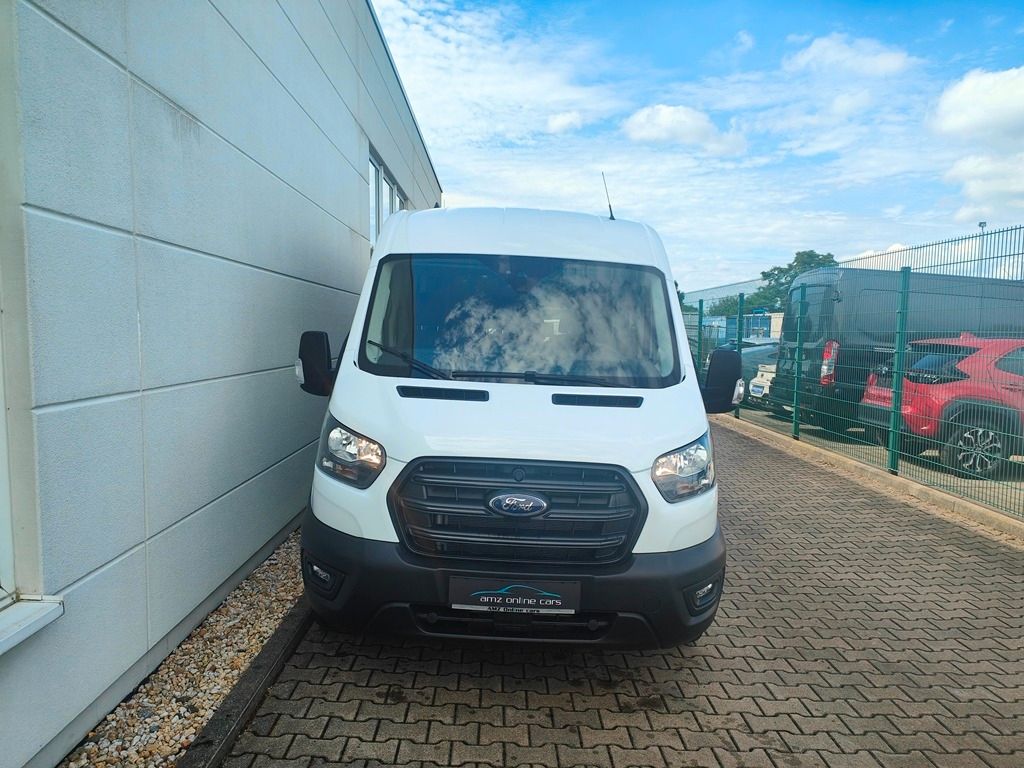 Ford Transit 2025
