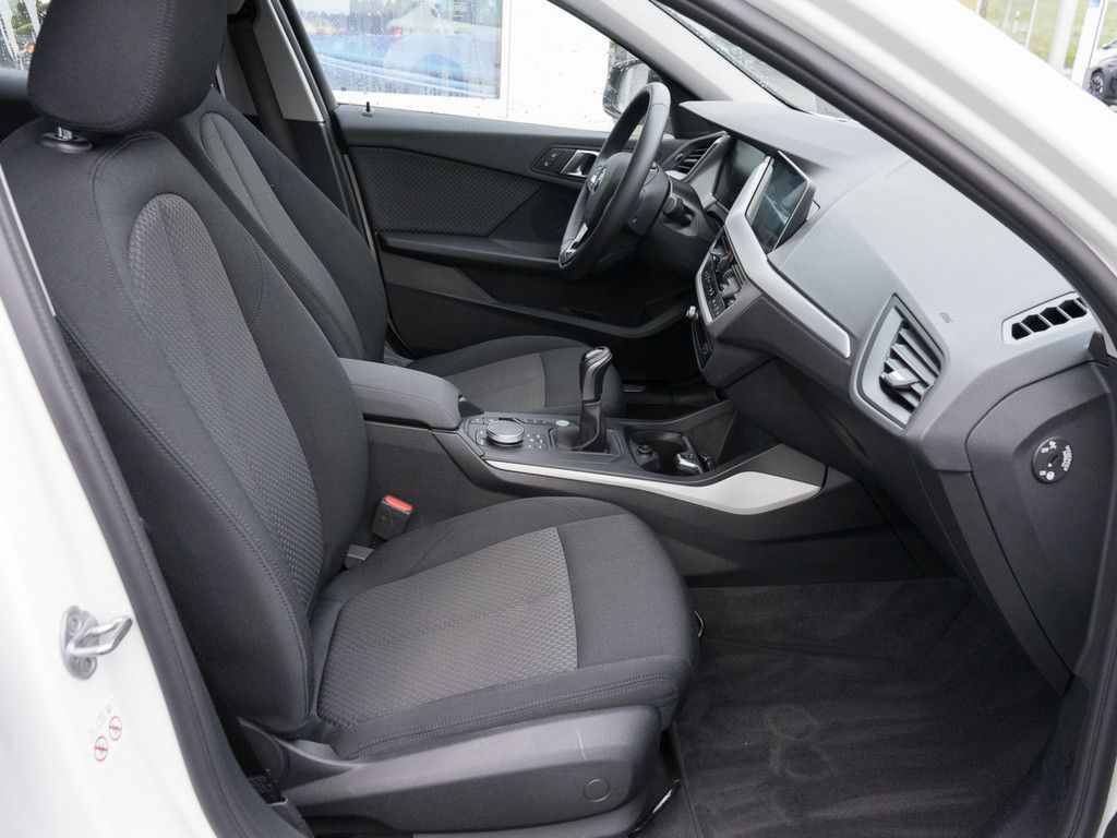 BMW 116 2022