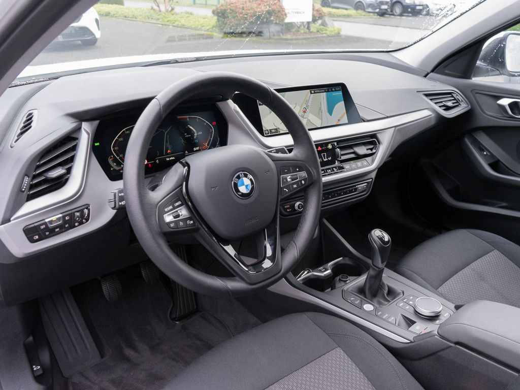 BMW 116 2022