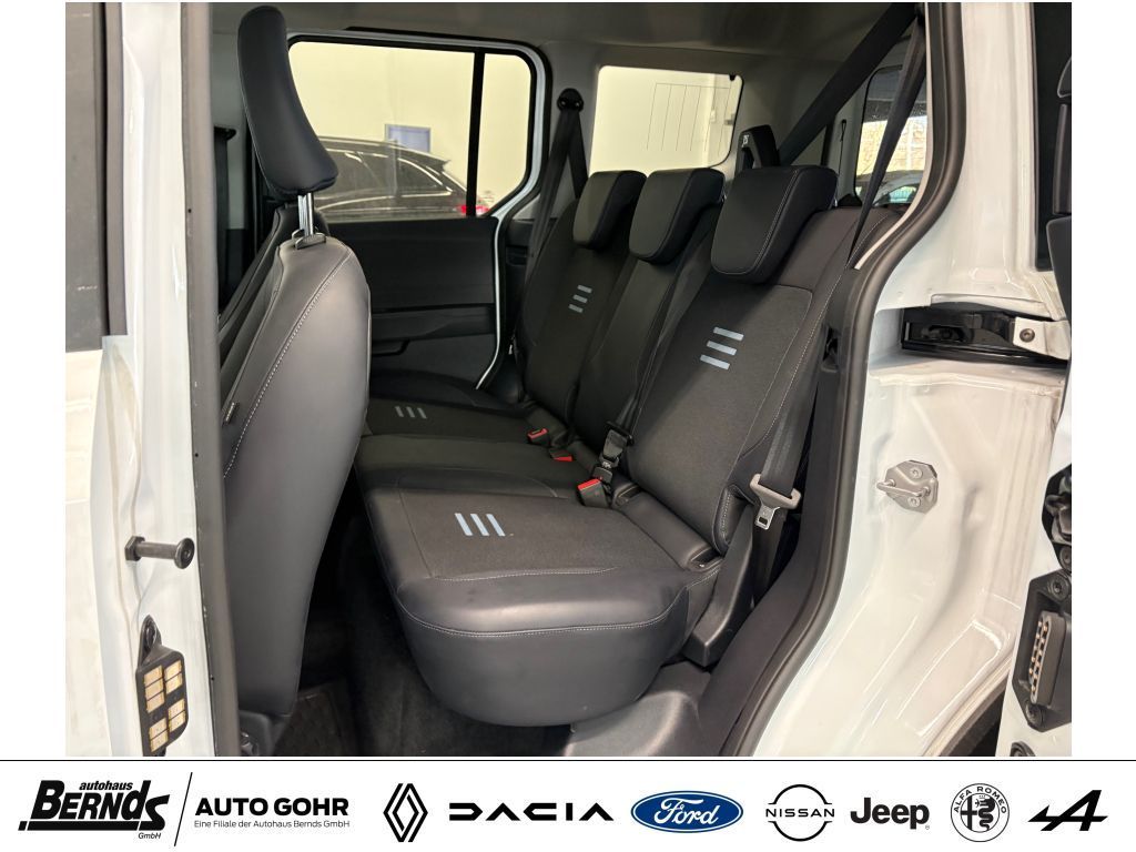 Ford Tourneo Courier 2025