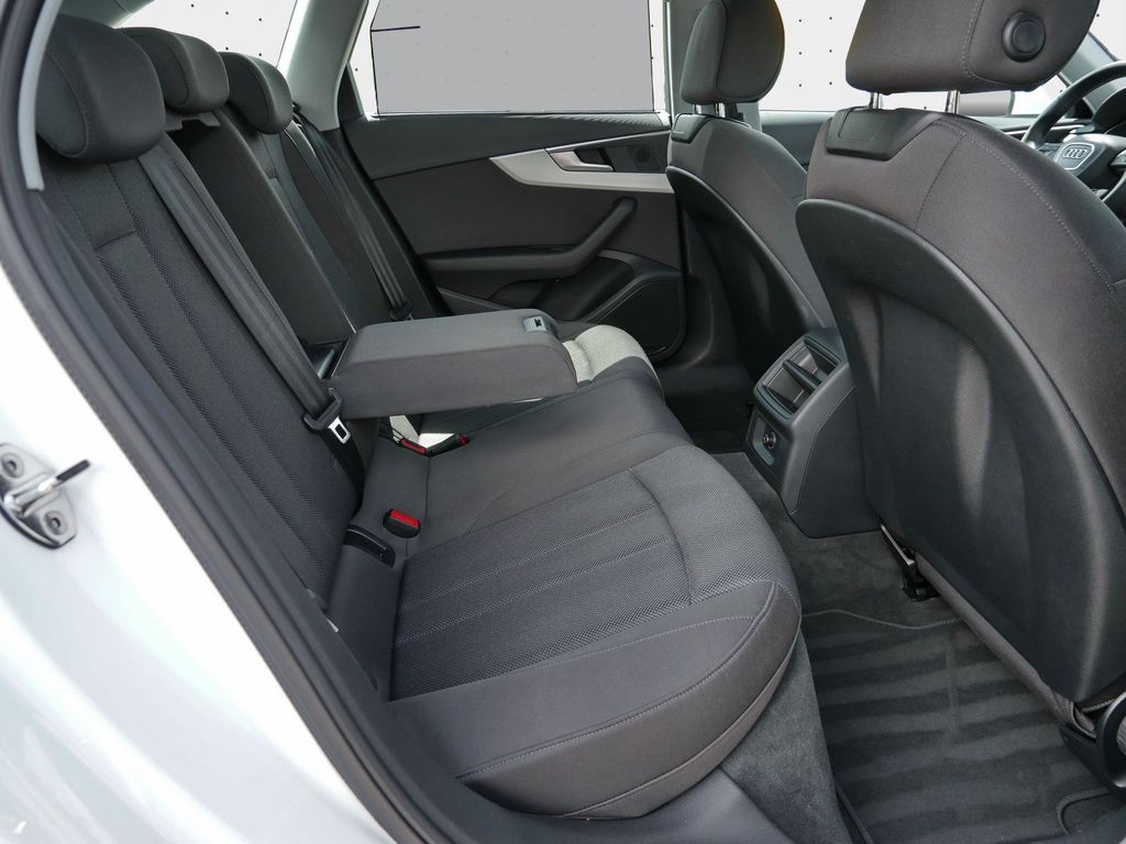 Audi A4 2022