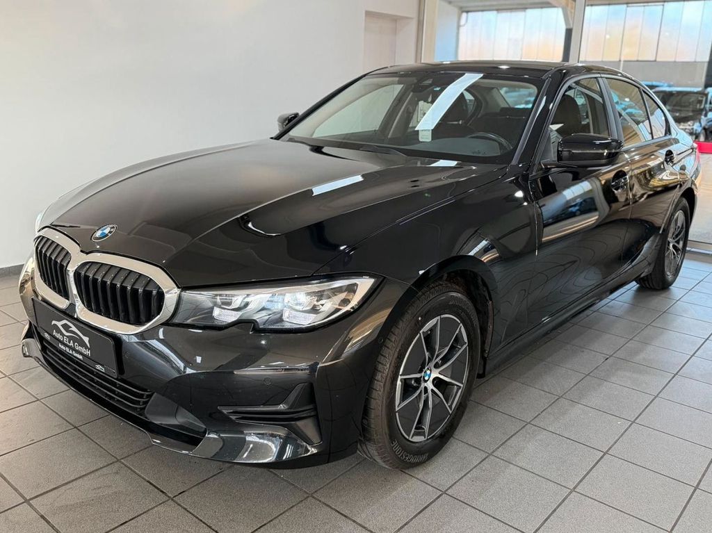 BMW 318 2022