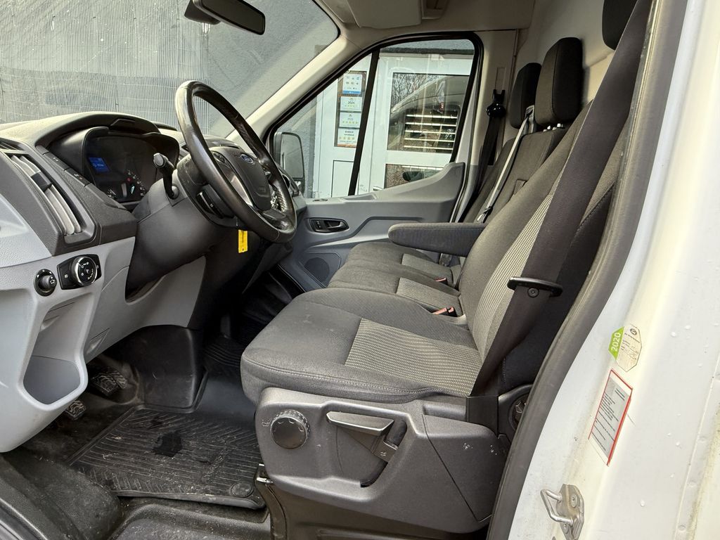 Ford Transit 2016